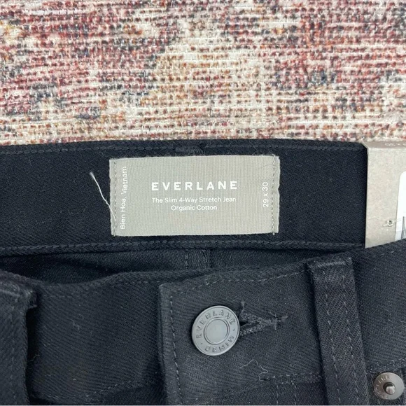 NWT Everlane Slim 4-way Stretch Jean